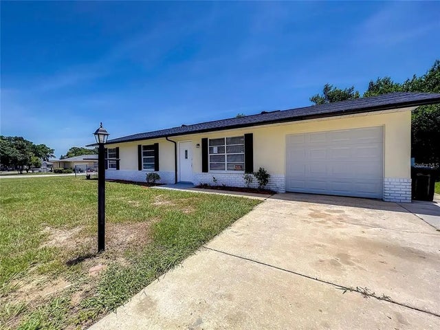 8880 Se 90th Avenue Road, OCALA