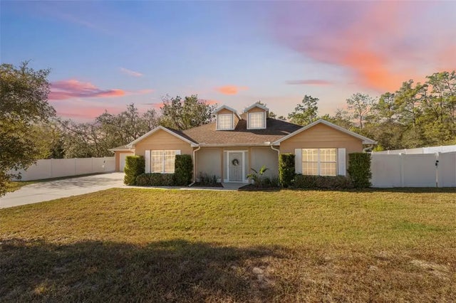 11006 Canary Avenue, WEEKI WACHEE