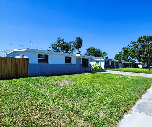 8562 94th Avenue, SEMINOLE