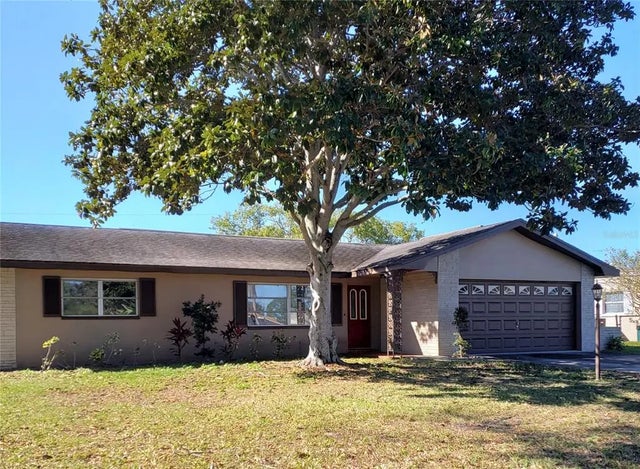 10800 99th Place, SEMINOLE