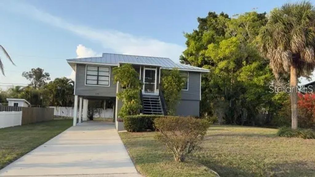 536 45th Street Court W, PALMETTO
