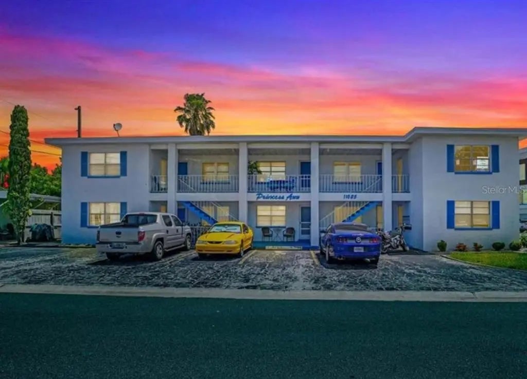 11025 2nd Street E 9, TREASURE ISLAND