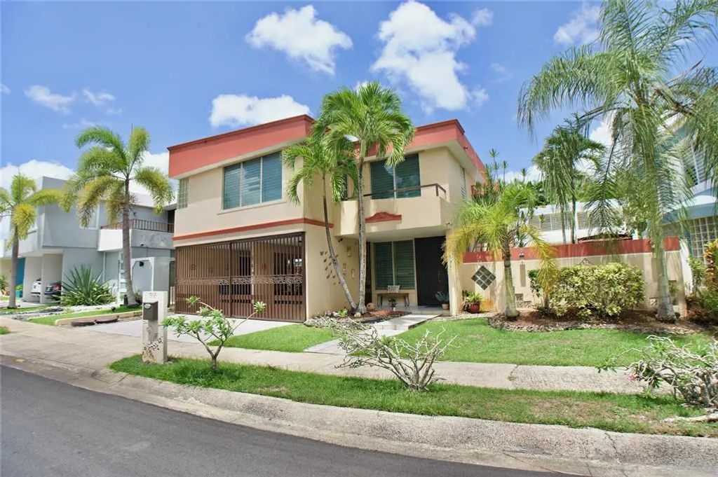 Calle 1 E-5 Urb Valle Escondido, CAROLINA