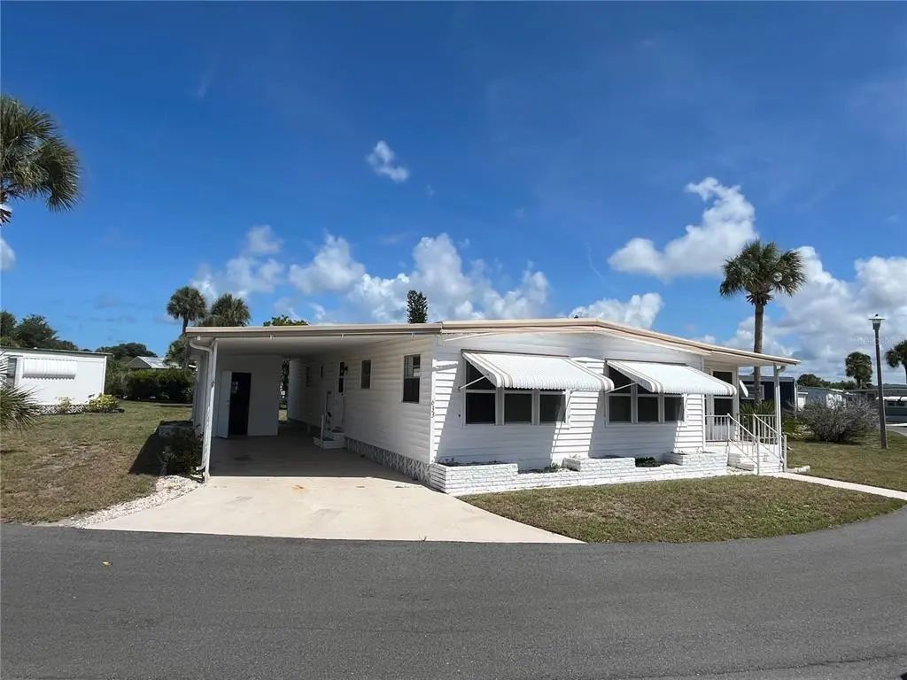 633 Como Drive, VENICE