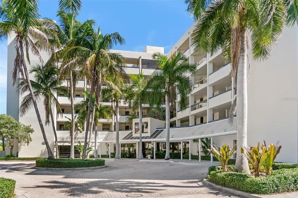 1932 Harbourside Drive 214, LONGBOAT KEY