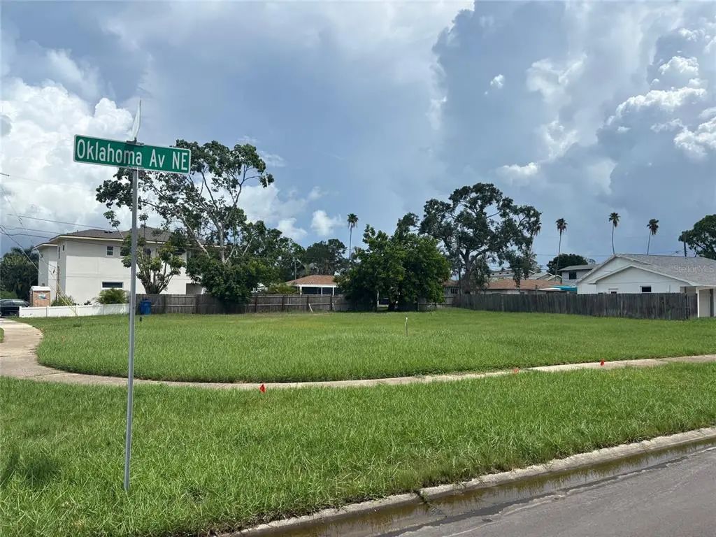 Bayou Grande Boulevard Ne, ST PETERSBURG