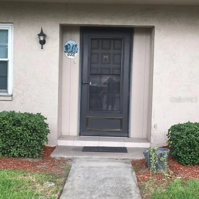 8693 Bardmoor Boulevard 102b, SEMINOLE