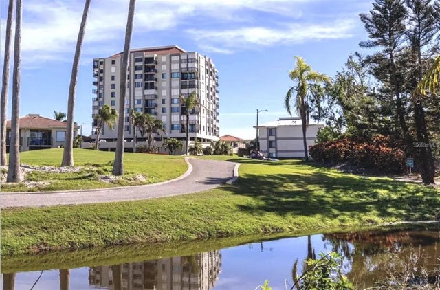 6372 Palma Del Mar Boulevard S 705, ST PETERSBURG