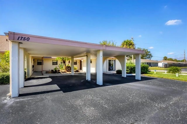 1750 Lake Place 1750-b, VENICE