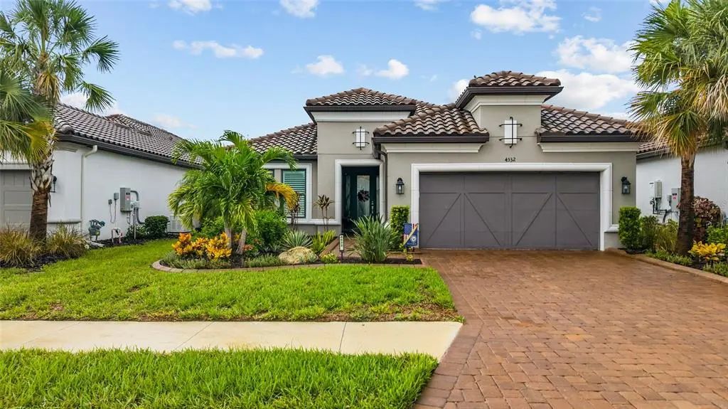 4532 Crestpoint Way, PALMETTO