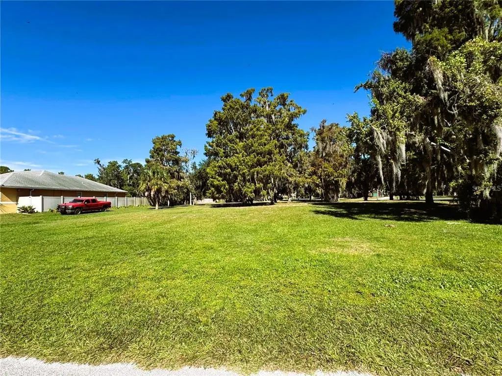 Lake Pierce Drive, LAKE WALES