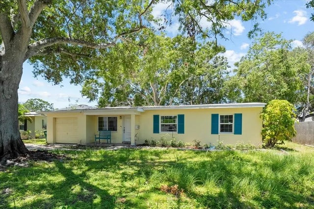 3613 S Gardenia Avenue, TAMPA