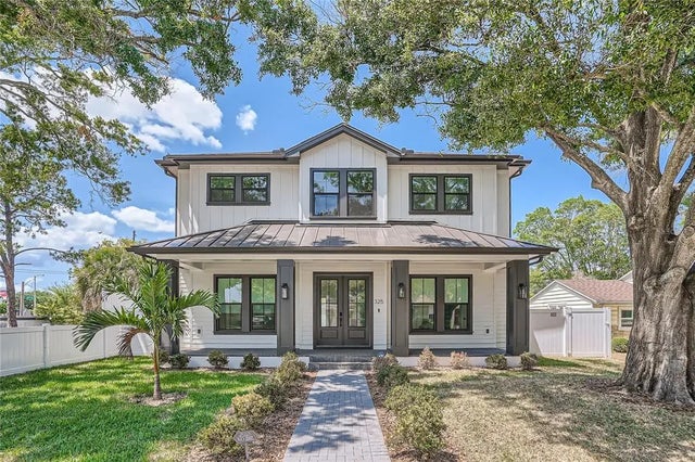 325 33rd Avenue N, ST PETERSBURG