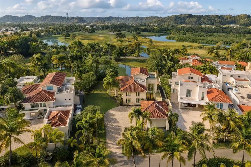 406 Dorado Beach East, DORADO