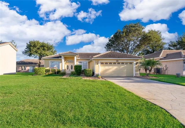 448 Bay Leaf Drive, KISSIMMEE