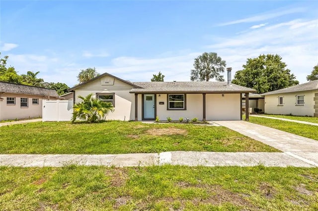 6567 S West Shore Circle, TAMPA