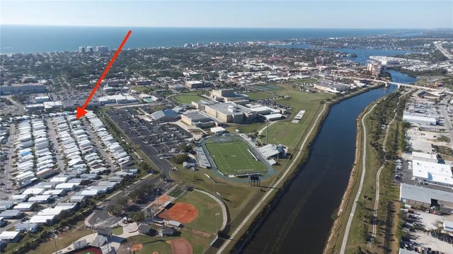 649 N Green Circle, VENICE