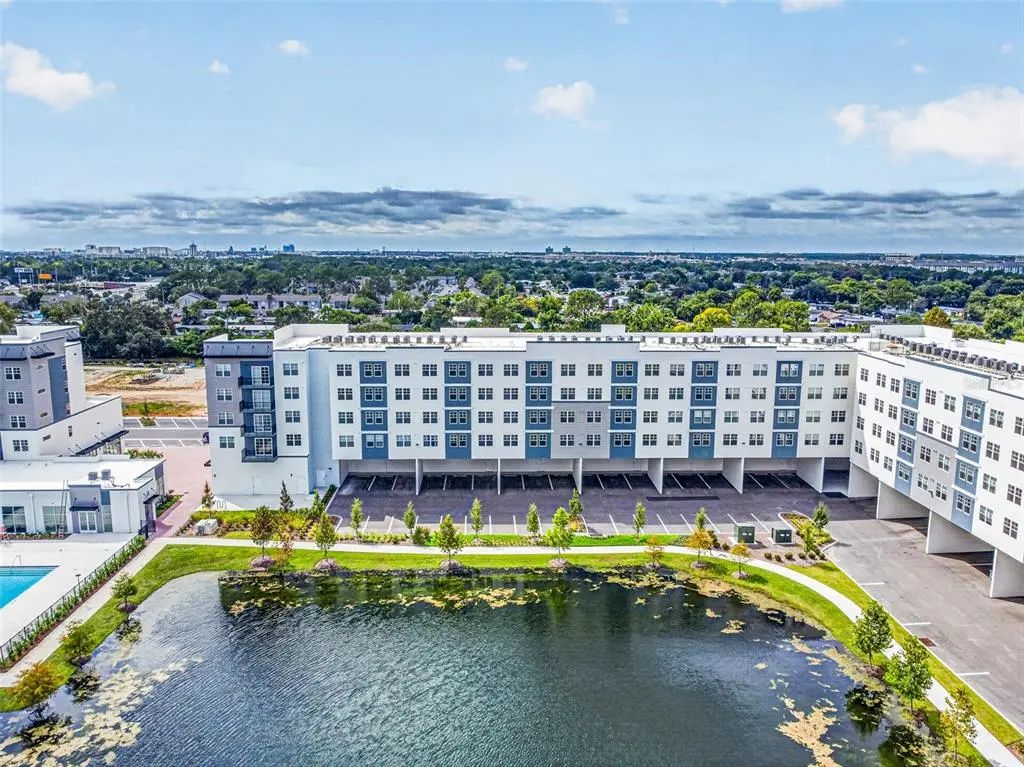 5563 Millenia Park Blvd 417, ORLANDO