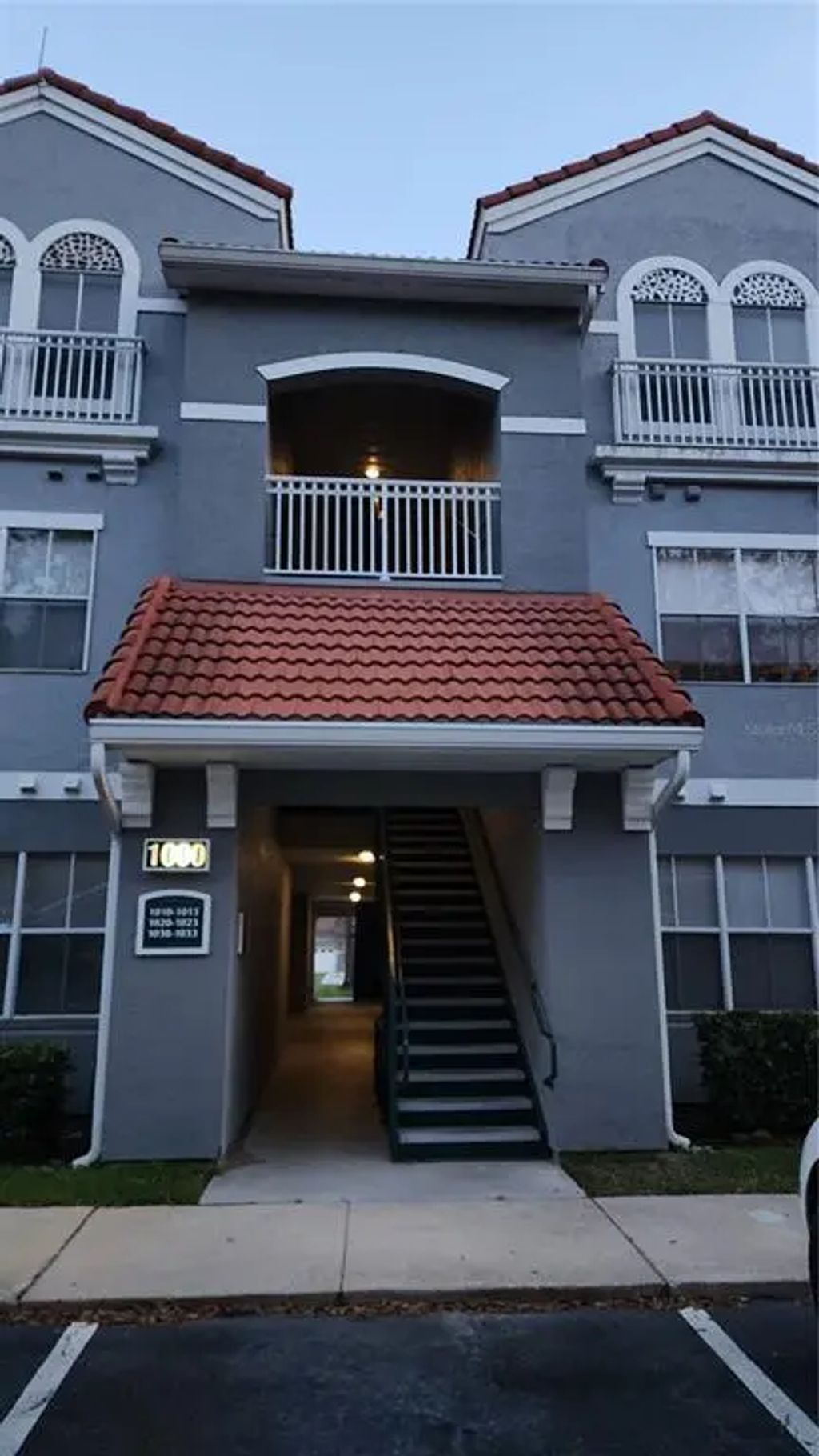 18001 Richmond Place Drive 1033, TAMPA