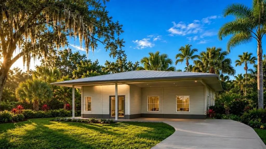 102 Tompkins Street, PORT CHARLOTTE