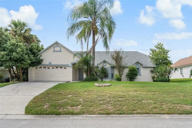 5611 Loma Vista Drive W, DAVENPORT