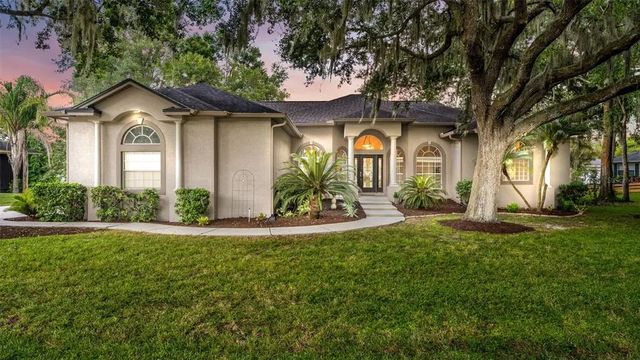 5956 Trophy Loop, LAKELAND