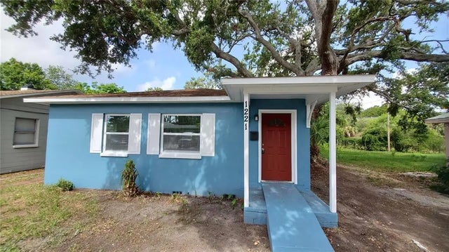 1221 30th Street S, ST PETERSBURG