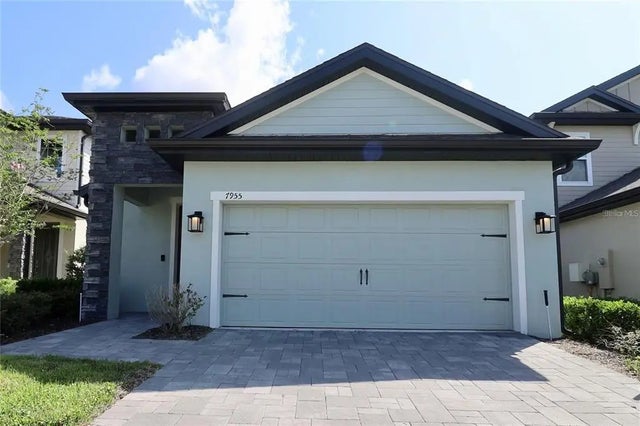 7955 Delwin Lane, REUNION