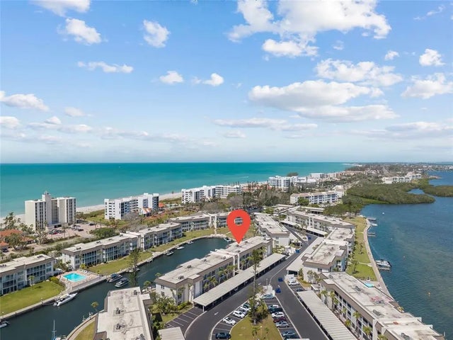 4390 Exeter Drive 206, LONGBOAT KEY