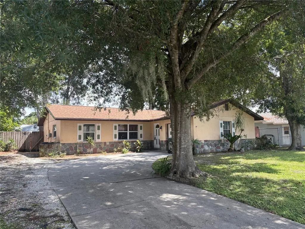 3925 Allan Place, SARASOTA