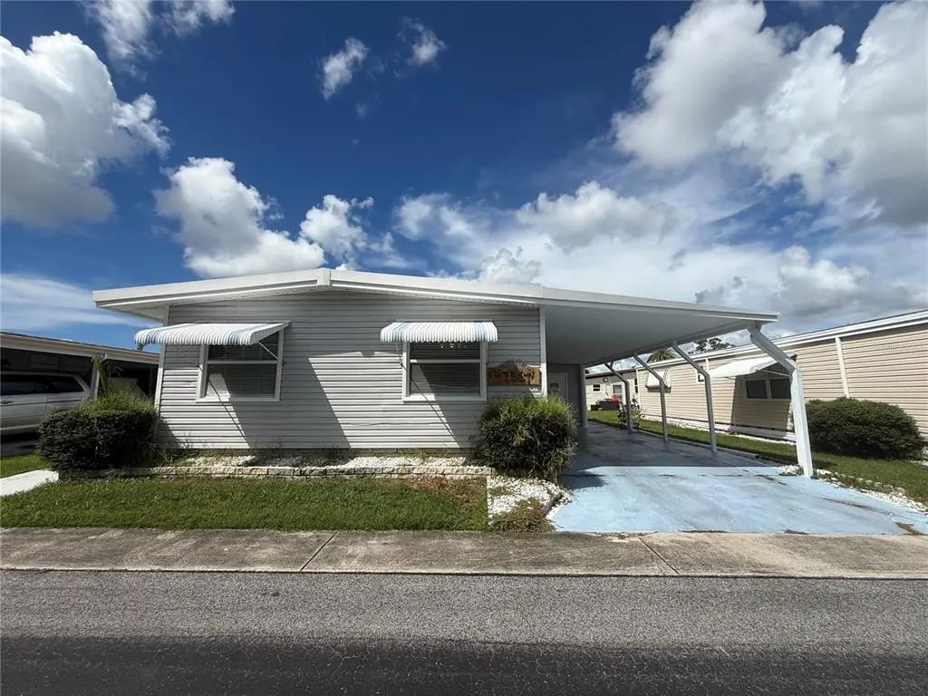 758 Royal Palm Circle, LARGO