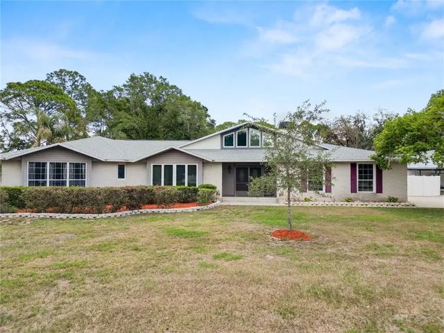 6230 Forestwood Drive W, LAKELAND