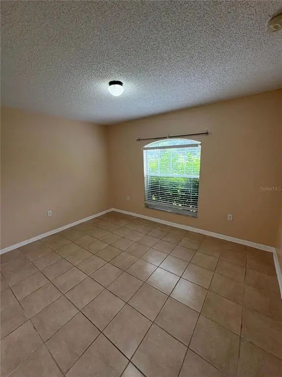 Photo of Listing #S5155486