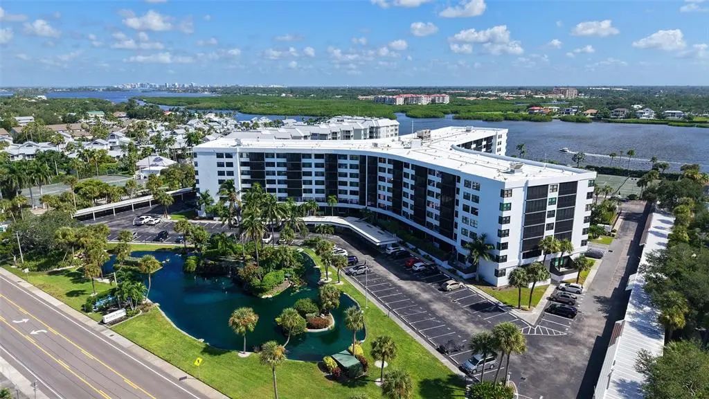 5855 Midnight Pass Road 221, SARASOTA