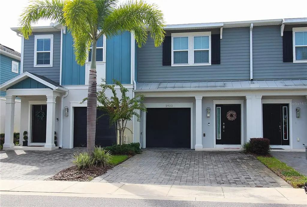 2922 Grand Kemerton Place, TAMPA