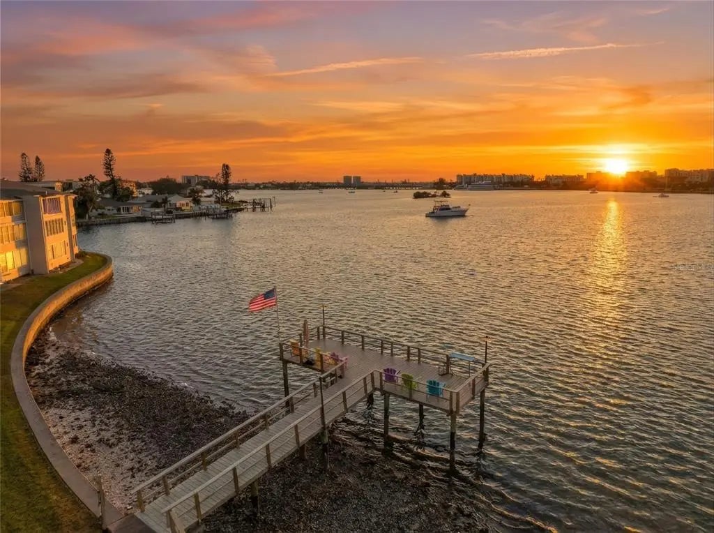 1898 Shore Drive S 319, SOUTH PASADENA