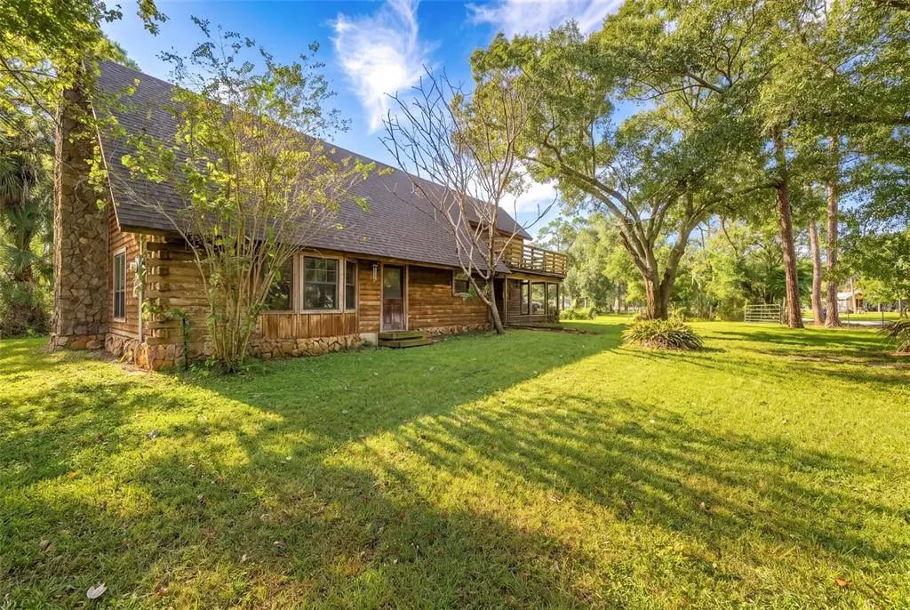 4295 Lakeridge Drive, MELBOURNE