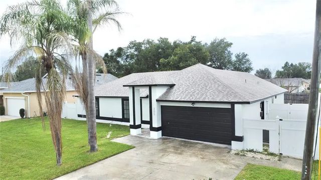 305 Cornwallis Court, KISSIMMEE