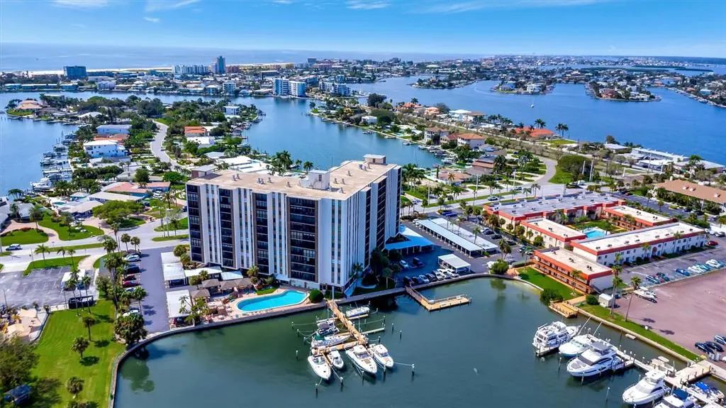 10355 Paradise Boulevard 413, TREASURE ISLAND