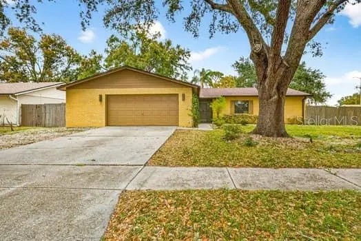 4601 Huntsman Court, TAMPA