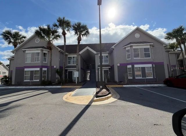 3100 Parkway Boulevard 422, KISSIMMEE