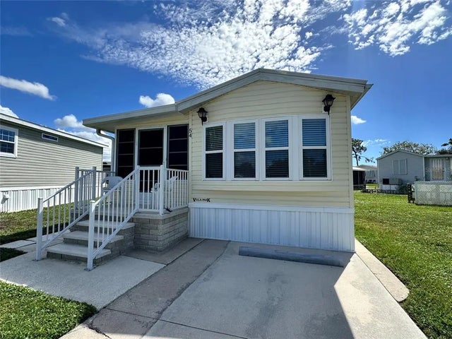 Photo of Listing #TB8453103