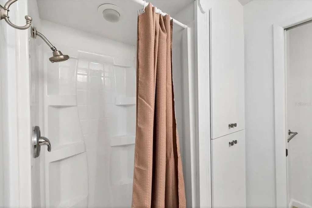 Gulf Shores Realty: 28 bfbb07e80d90f3a65fb834a3d9be9e2f l