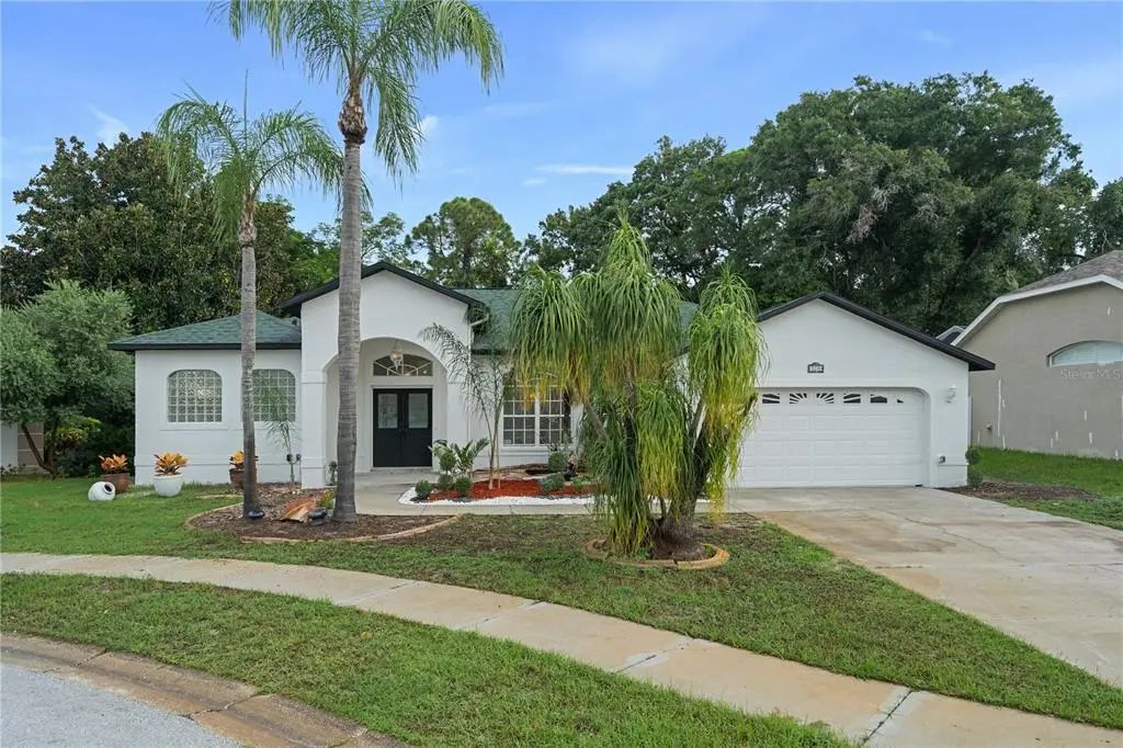 3239 Glenwood Circle, HOLIDAY