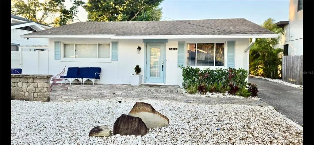 2442 Wood Street, SARASOTA