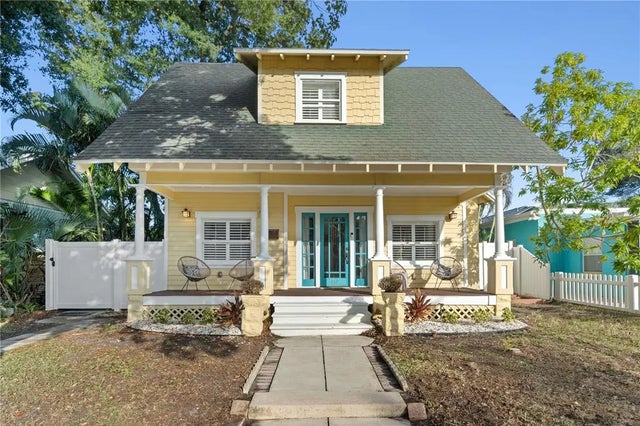 937 5th Street N, ST PETERSBURG