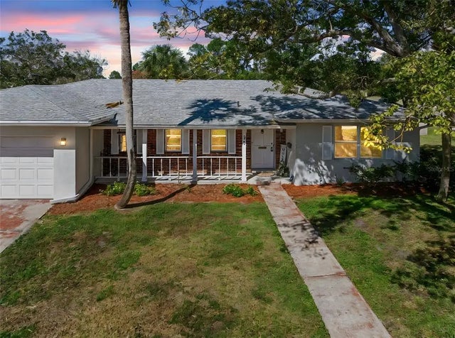 2068 Jefferson Avenue, DELTONA