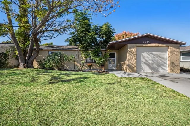 9315 Palm Avenue, PORT RICHEY