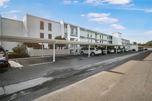 1655 S Highland Avenue J289, CLEARWATER