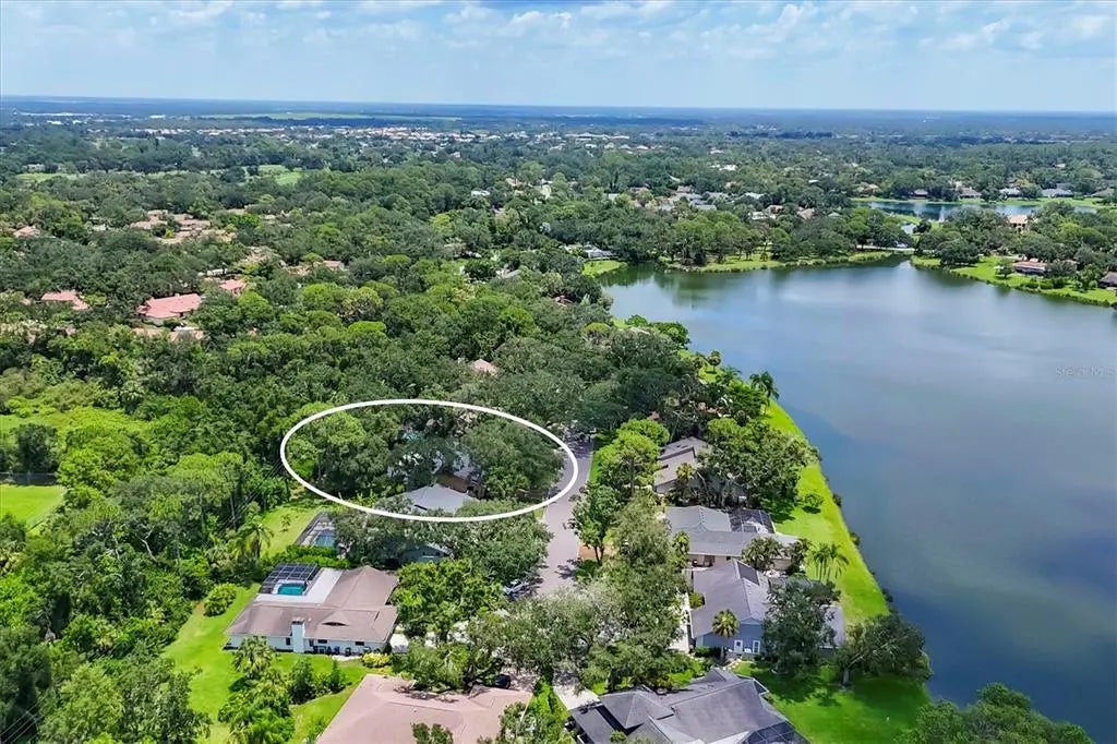 5037 Willow Leaf Way, SARASOTA